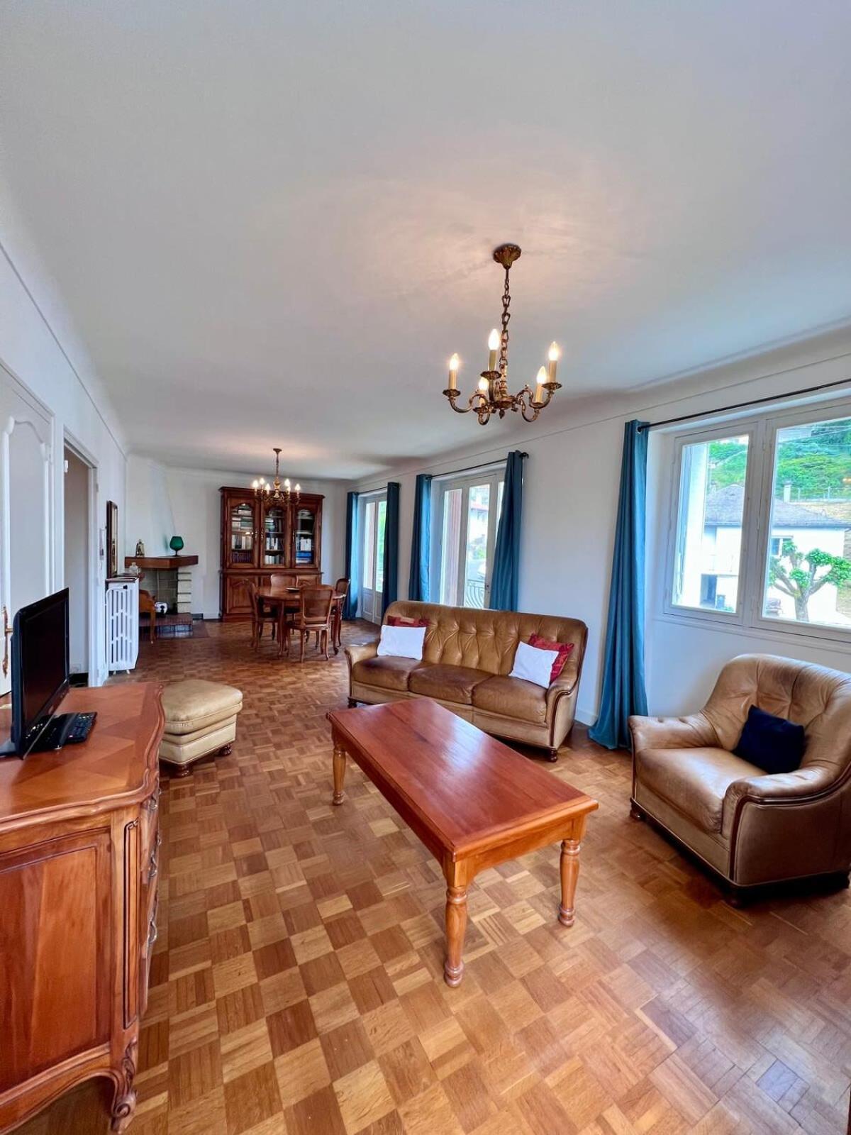 Maison "Le Jardin D'Elise" - Hauteur De Brive Екстер'єр фото